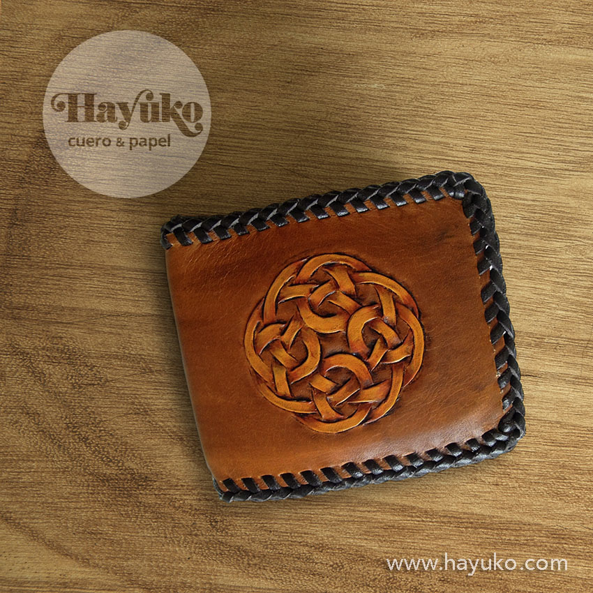 Hayuko, cartera, cosido a mano, hecho aamano, personalizada nudo celta
Asturias,,taller artesano, artesanal Gijon