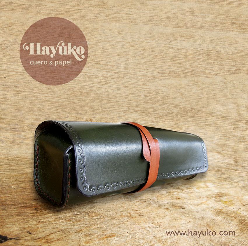 Hayuko, estuche, caja cuero, cosido a mano, hecho  a mano
Asturias,,taller artesano, artesanal Gijon