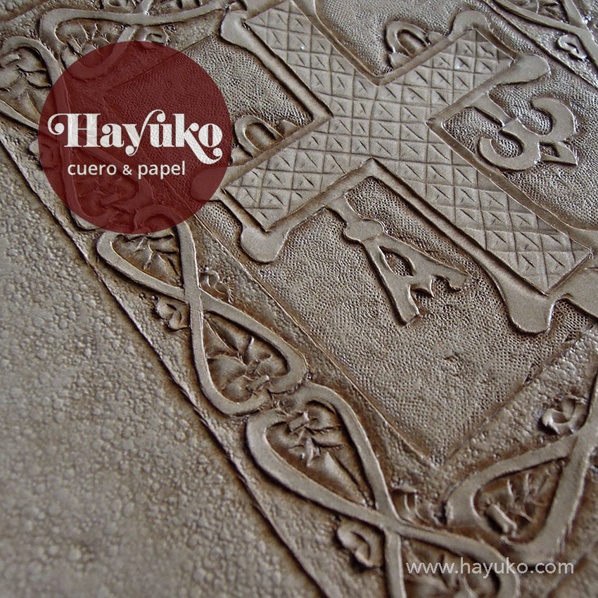 Hayuko, vaciabolsillos, personalizado cruz asturias, cruz salas, hacho a mano, pintado a mano
Asturias,,taller artesano, artesanal Gijon
