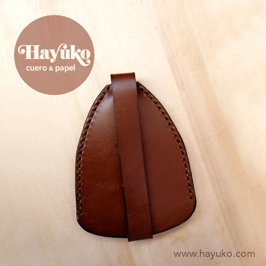 Hayuko,  llavero campana, hecho a mano, cosido a mano, animal print
Asturias,,taller artesano, artesania, Gijon