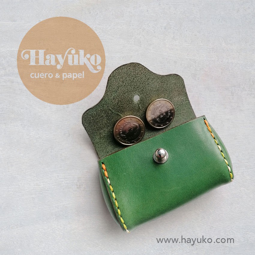 Hayuko ,monedero, verde, hecho a mano, cosido a mano, cuero
Asturias,,taller artesano, artesania, Gijon