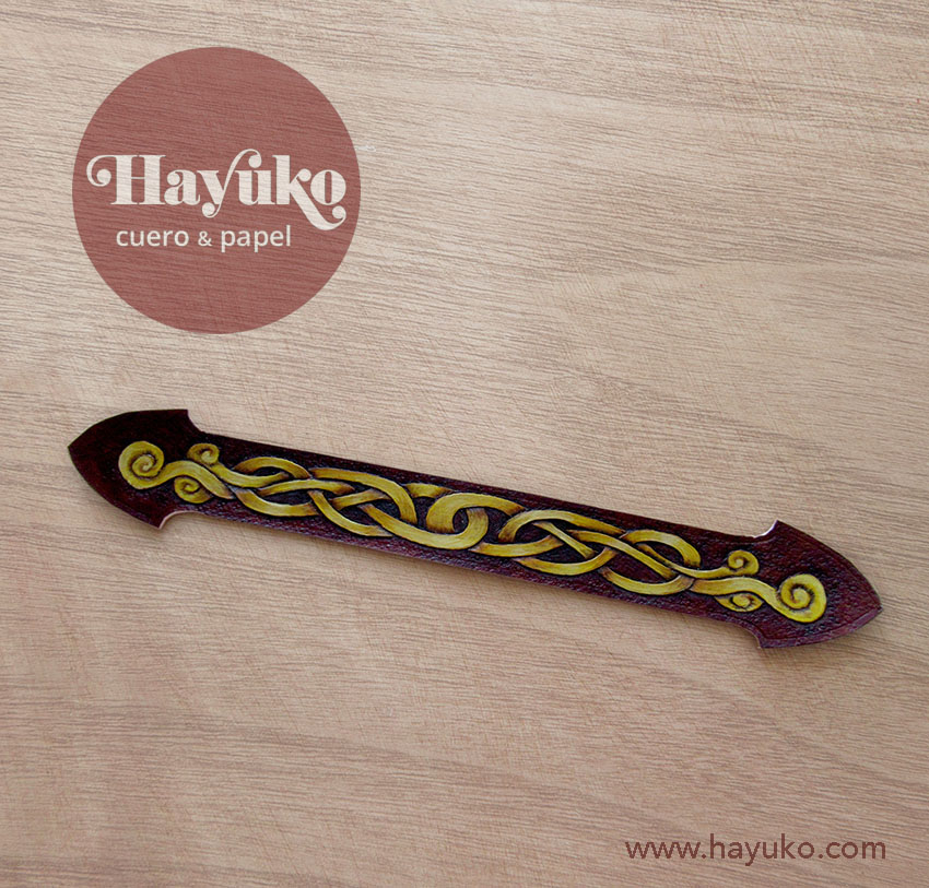 Hayuko , judas, limosnera, pintado a mano, celta, hecho a mano,
Asturias,,taller artesano, artesania,, lGijon