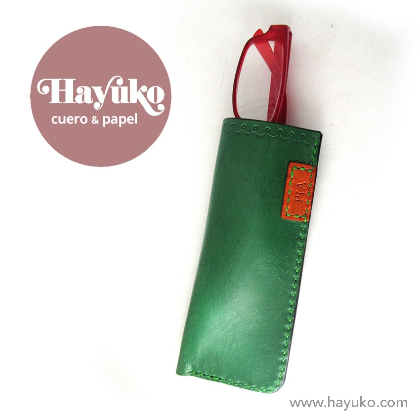 Hayuko, funda gafas, cuero, hecho a mano, cosido a mano, verde, personalizada
Asturias, artesania, artesanal, Gijon
